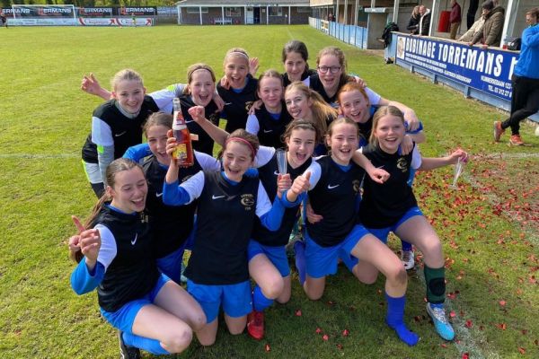 u-16-kampioen-2024CF1AB4E2-8700-CA51-1D91-27A7449AE88F.jpg